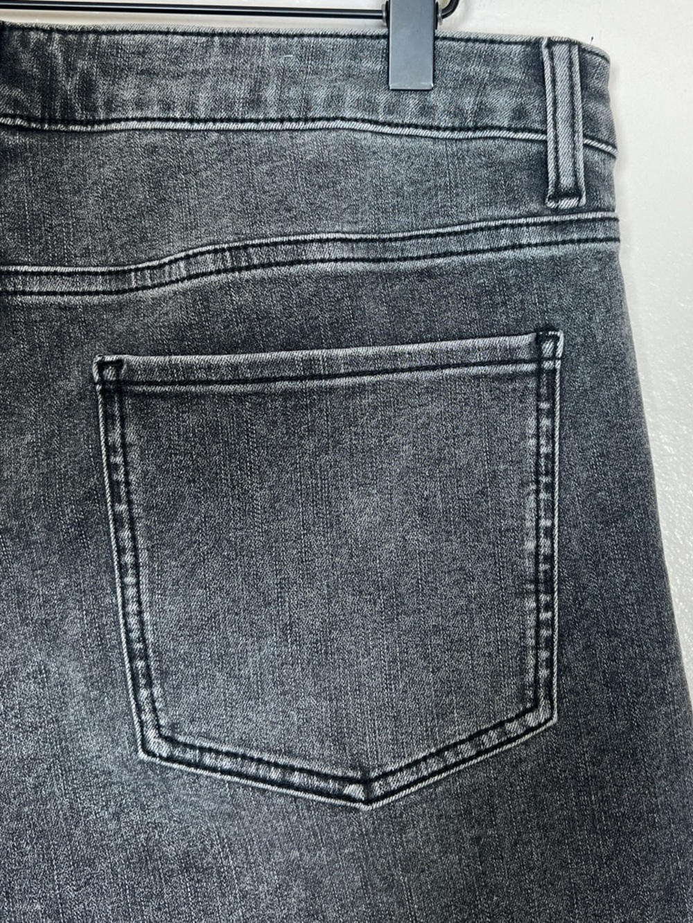 QUINCE Women’s Size 32 X 30 Greyed Out Bella Stretch High-Rise Wide Leg Jeans - Picture 9 of 14